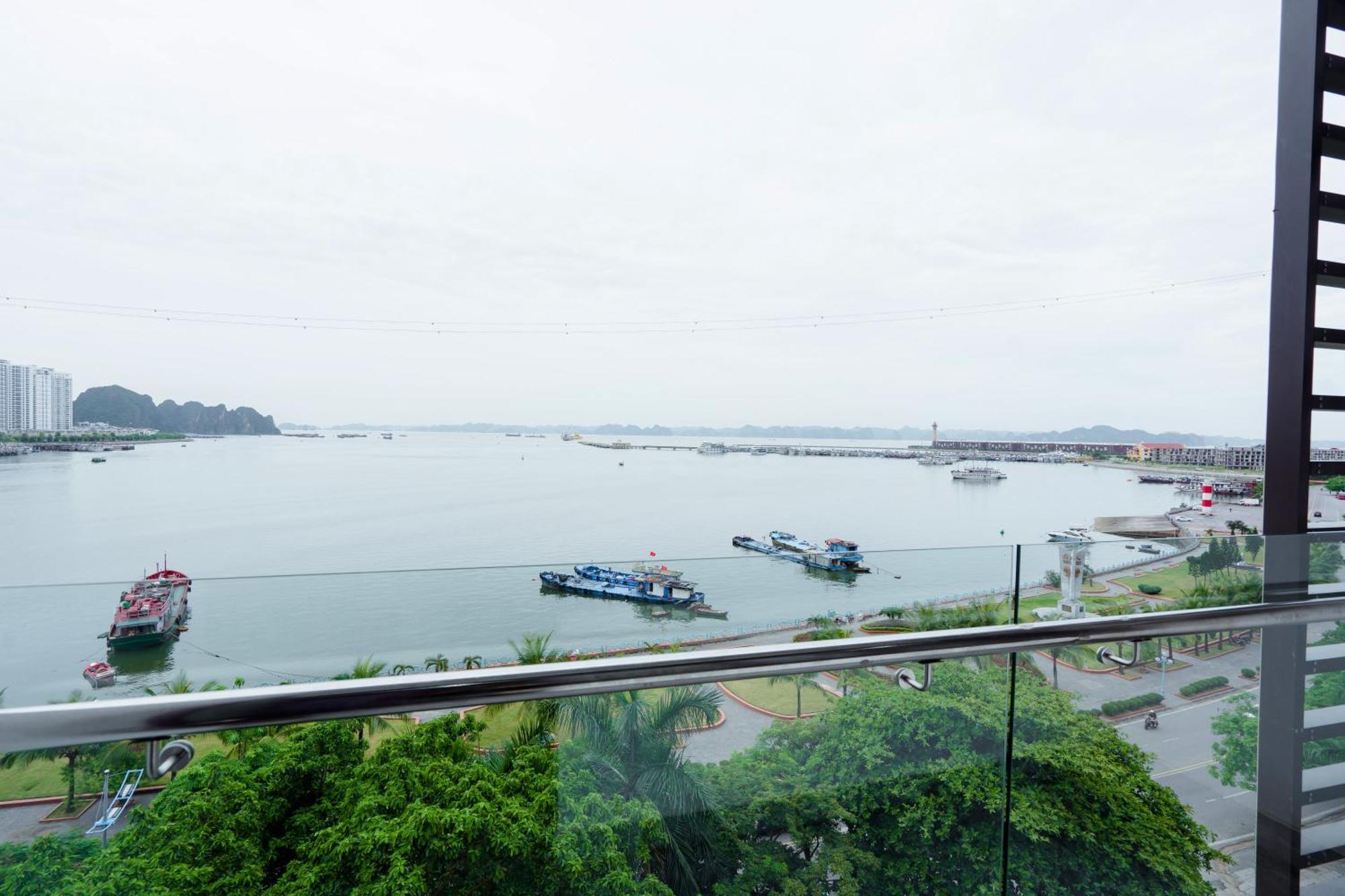 Bach Dang Ha Long Hotel Ngoại thất bức ảnh