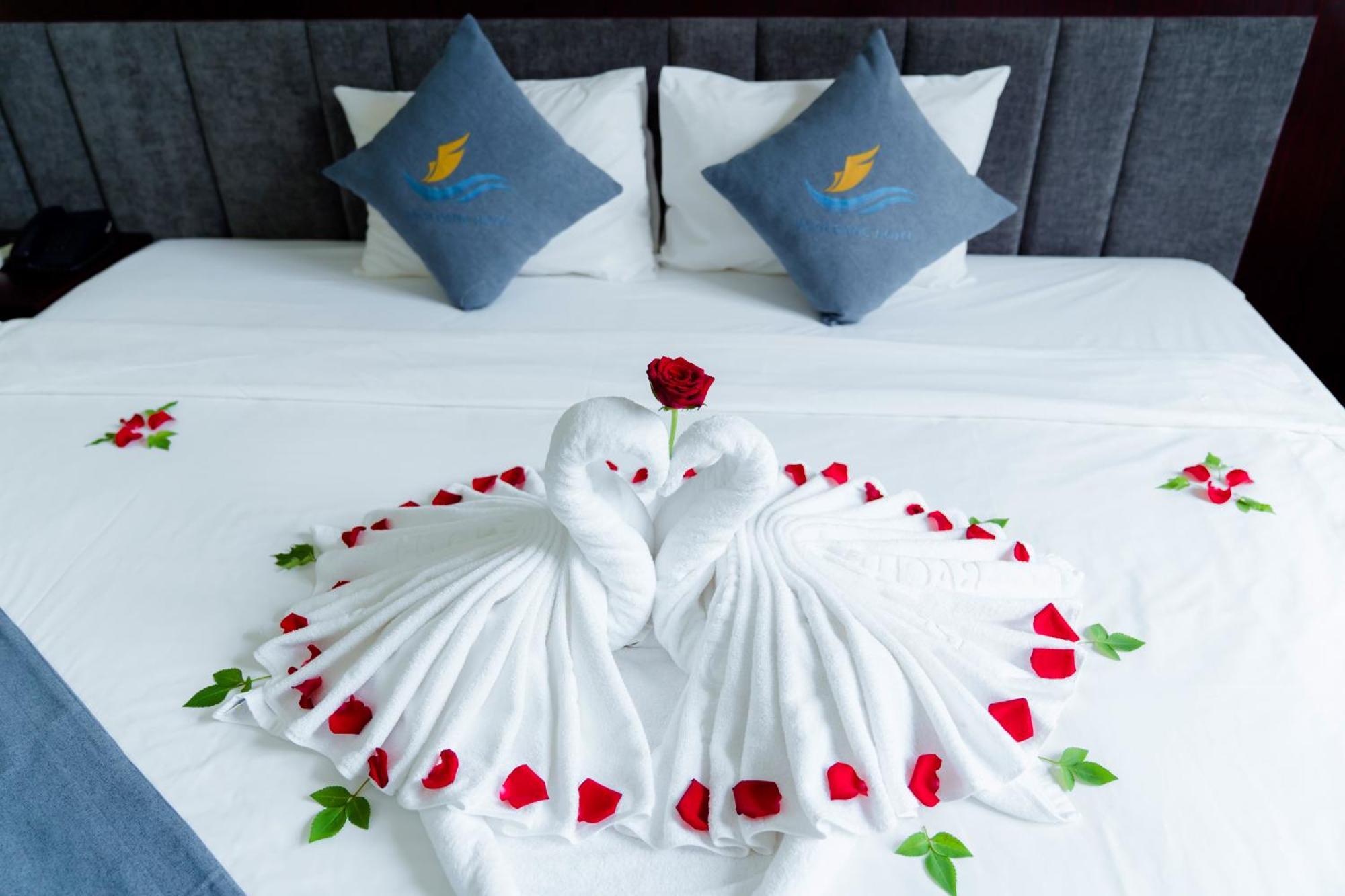 Bach Dang Ha Long Hotel Ngoại thất bức ảnh